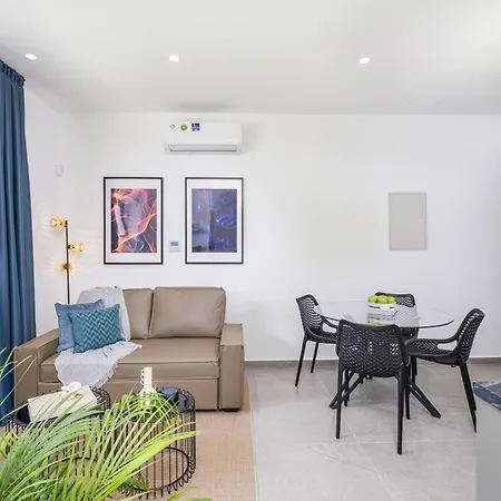 Apartman Roma Signature By Nomads - Center Walking Distance To Shops&beach
